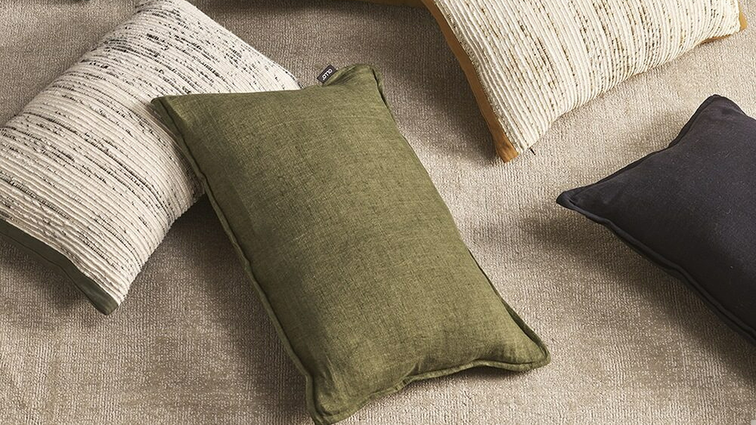 Odessa Cushion - Olive