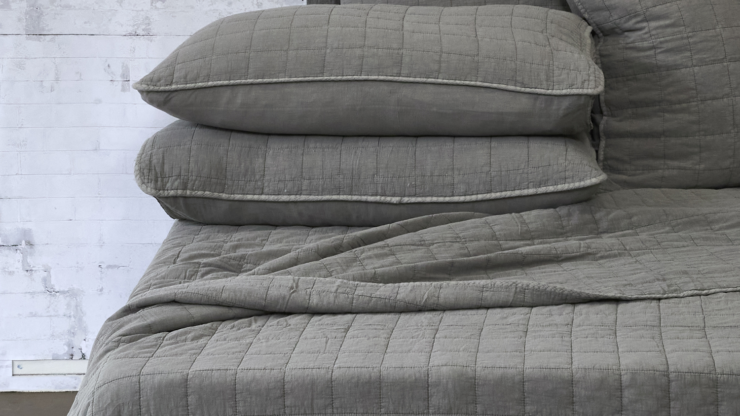 Parker Silver Coverlet Set by Luxotic