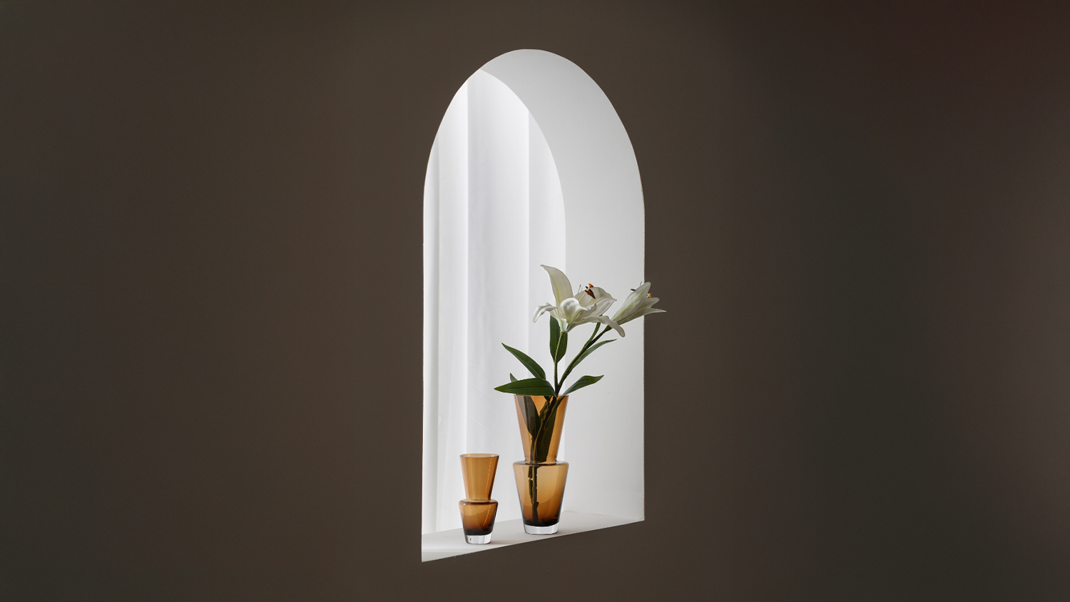 Amber Glass Vase - Small