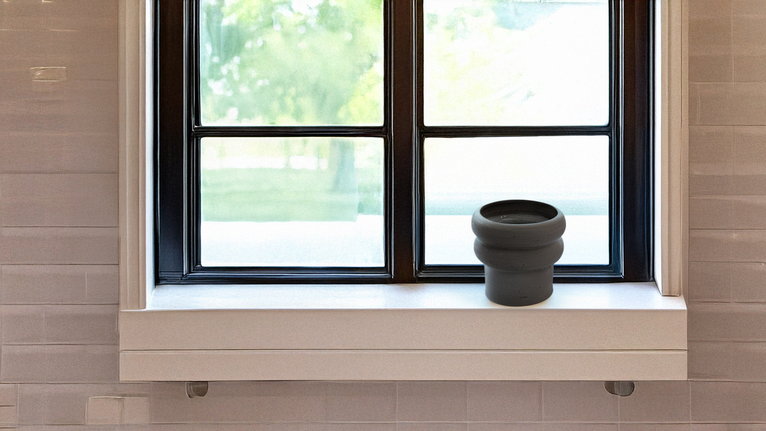 Halo Black Ceramic Planter - Double Rim