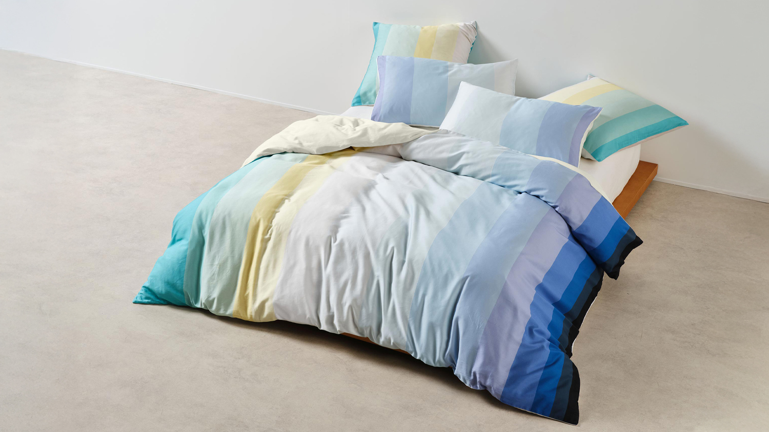 Sunrise Stripe Clearwater Duvet Cover Set by Squiggles