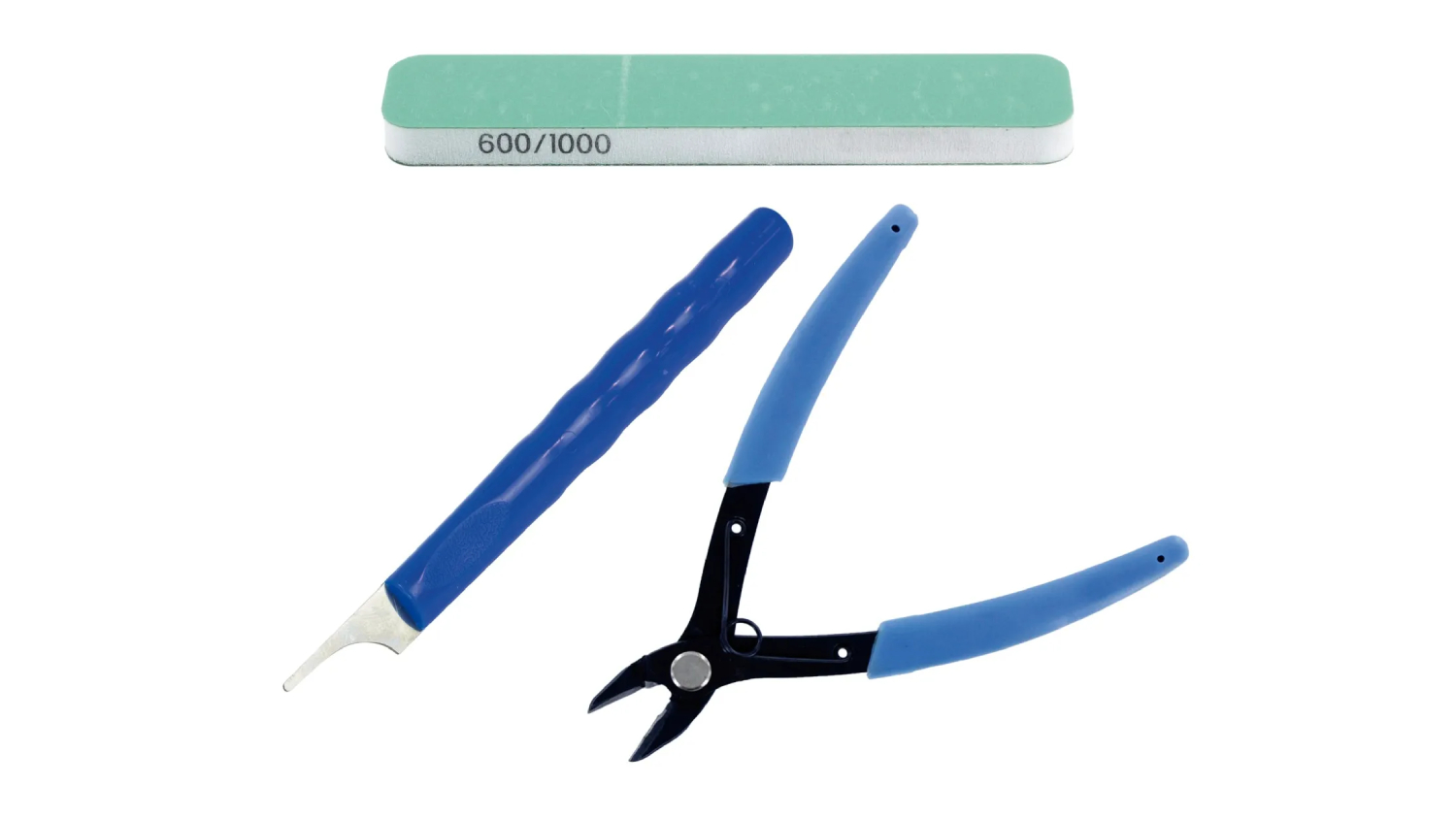 Three Vallejo hobby tools are arranged vertically.