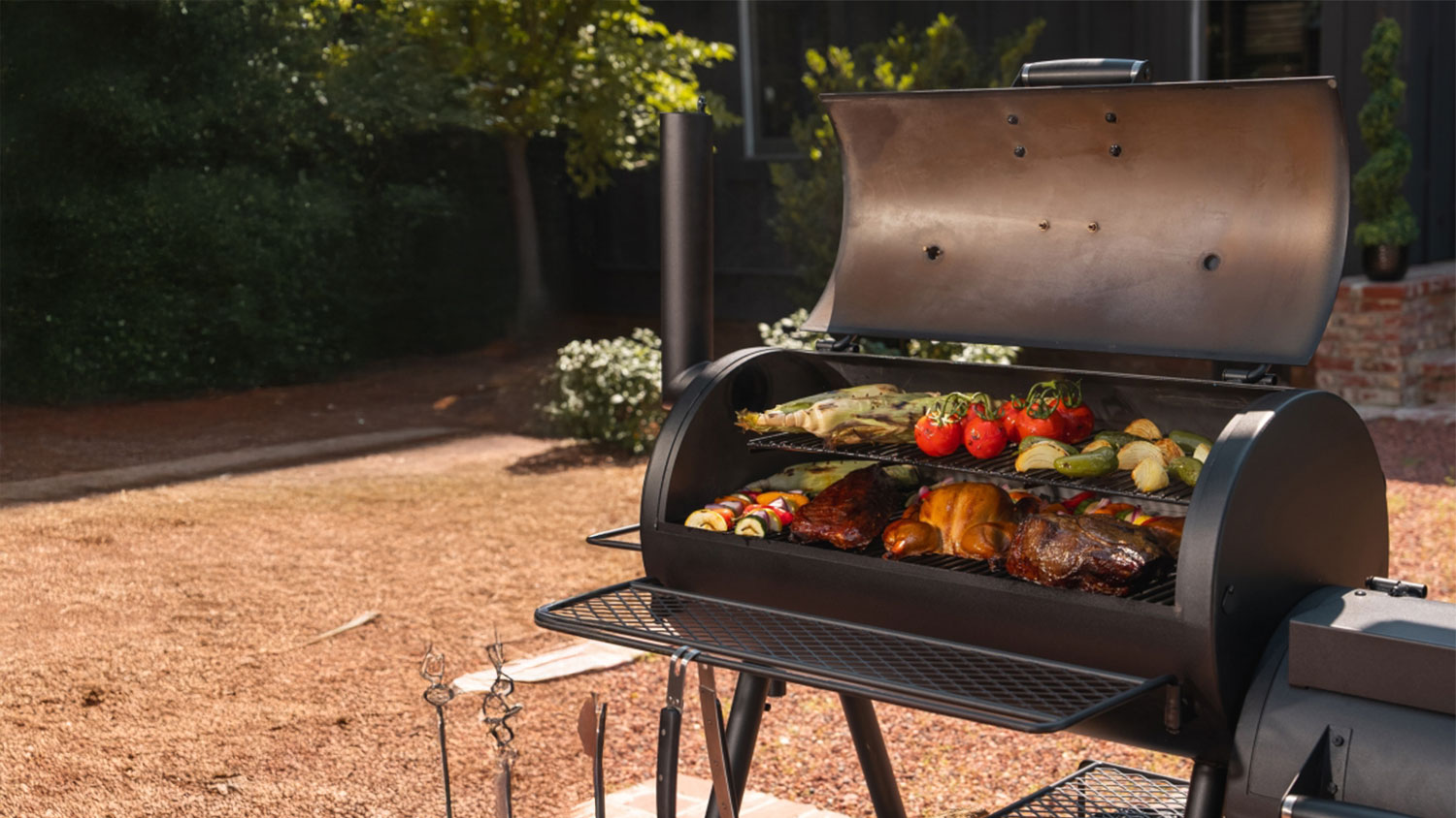 Oklahoma Joe's Highland Offset Smoker