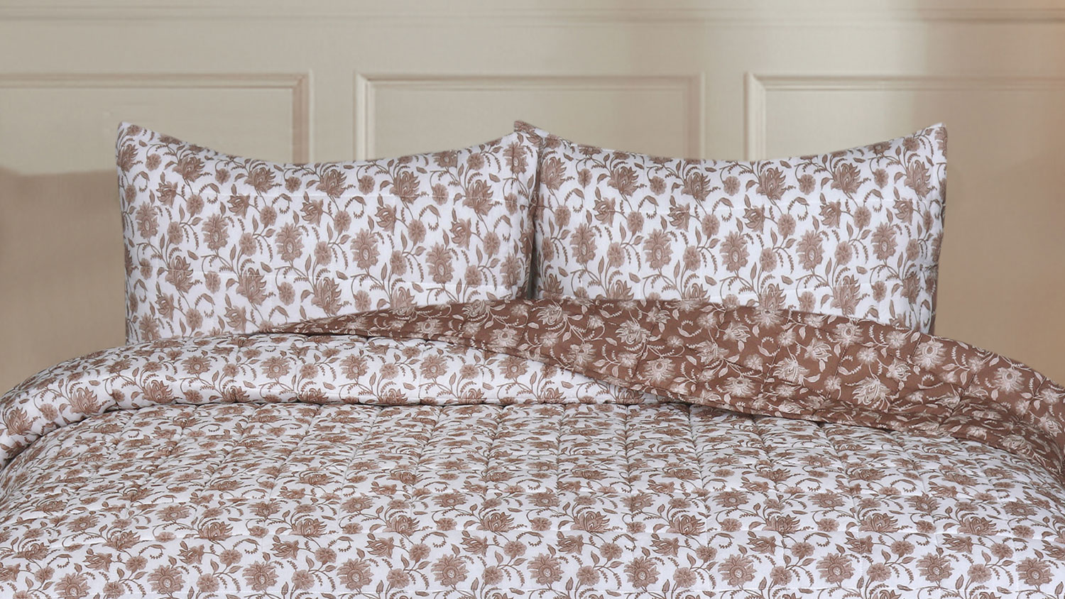 Balsam Coffee Coverlet Set by L'Avenue