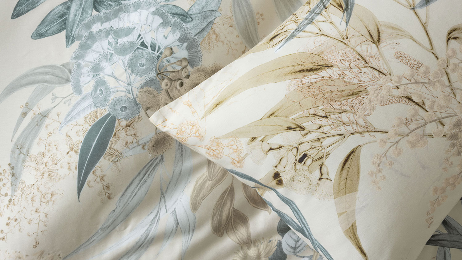 Sorrento Duvet Cover Set by Savona