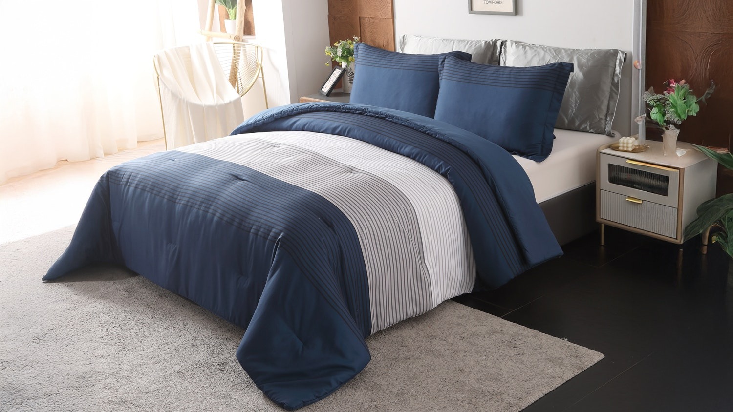 Stamford Navy 3 Piece Comforter Set - King