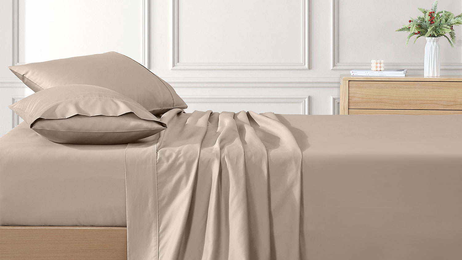 500TC Cotton Sateen Mink Sheet Set by Private Collection