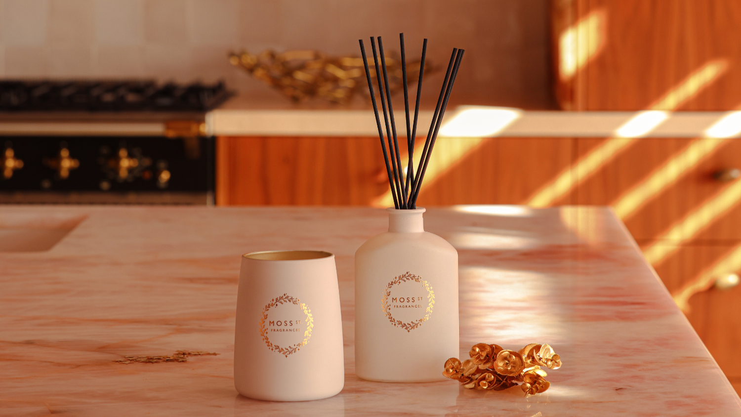 Moss St. 300ml Ceramic Reed Diffuser - Spiced Plum & Clove