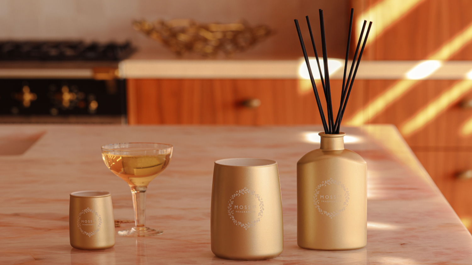 Moss St. 370g Scented Soy Candle - Golden Cedar & Coconut