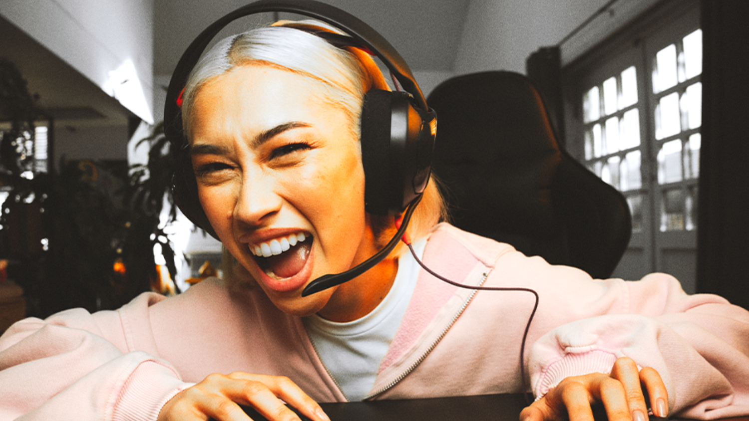 JBL Quantum 250 Gaming Wired Over-Ear Headset - Black (JBLQTUM250BLK)