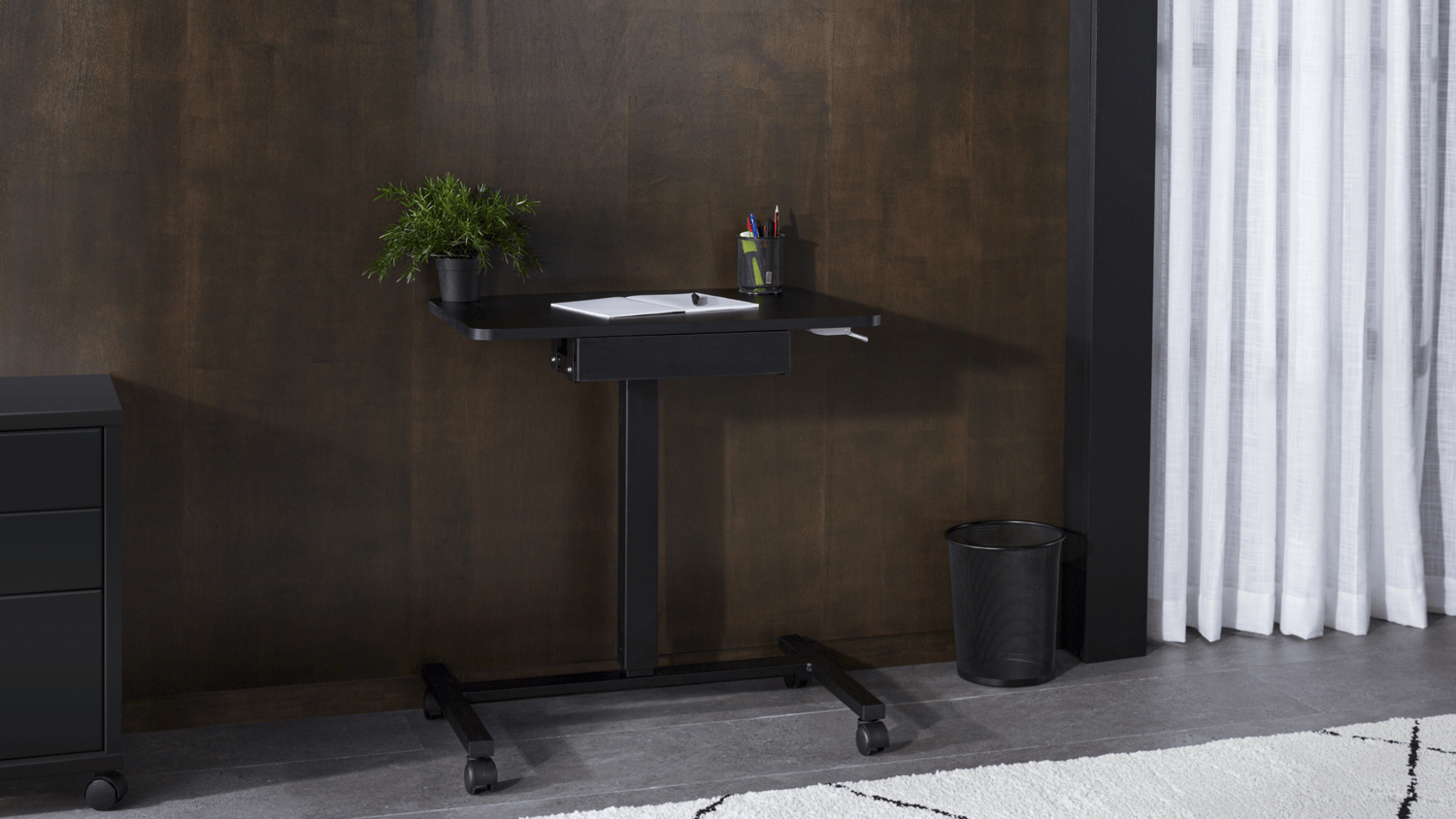 Shift Manual Standing Desk