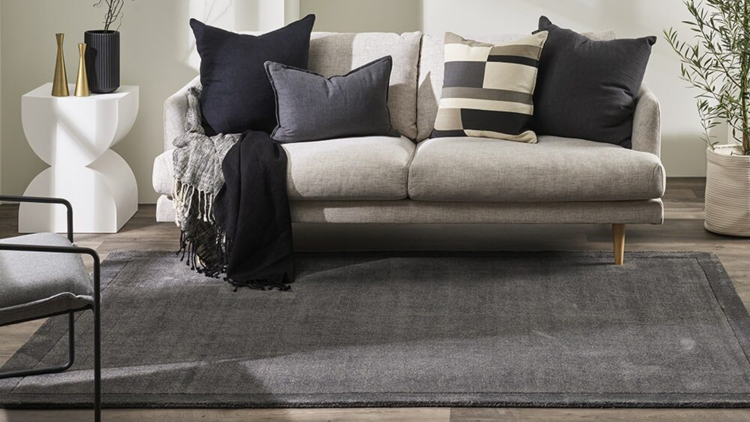 Chevalier Rug 160 x 230cm - Charcoal