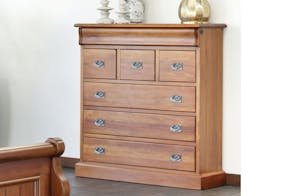 Clevedon 7 Drawer Scotch Chest by Woodpeckers