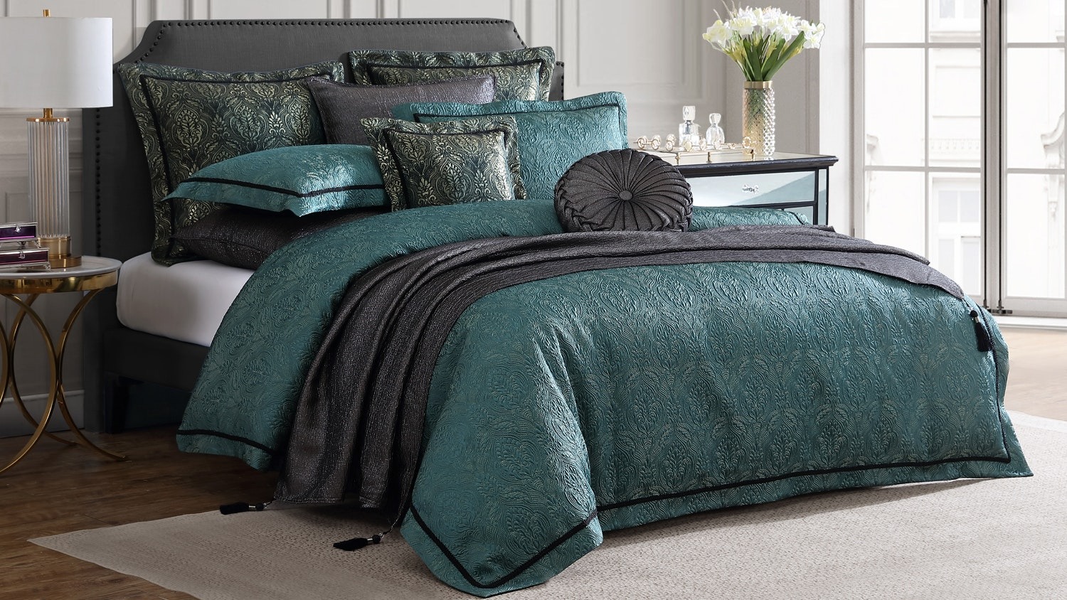 Valencia Emerald Duvet Cover Set by Da Vinci - Super King