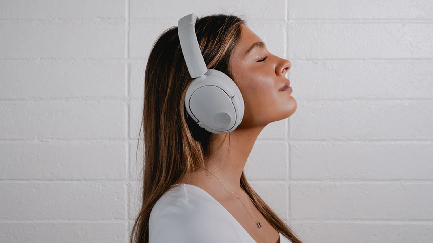 JLab JBuds Lux Active Noise Cancelling Wireless Over-Ear Headphones - Cloud White (HBJLUXANCRWHT62)