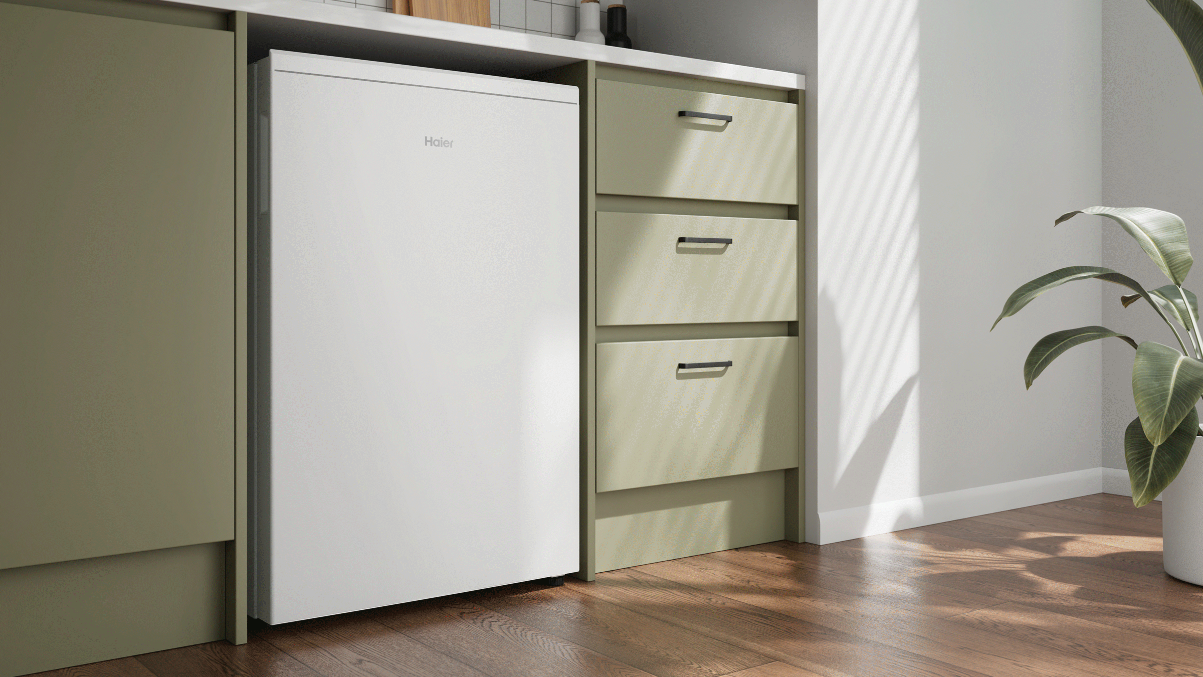 Haier 129L Bar Fridge - White (300 Series/ HRF130UW2)