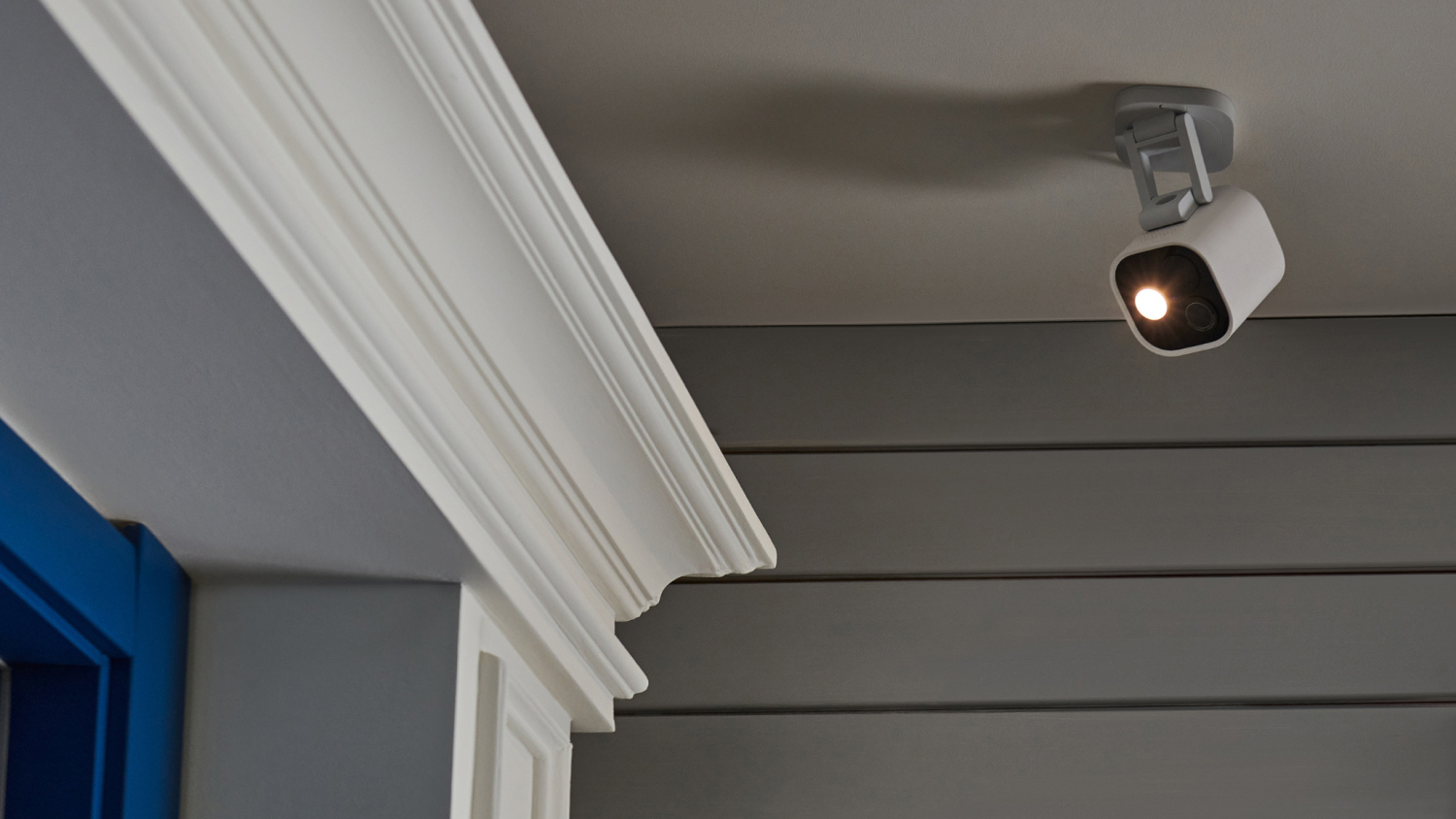 Aqara Camera Hub G5 Pro Wi-Fi 2K Indoor/Outdoor Wireless Security Camera with Wi-Fi Connectivity