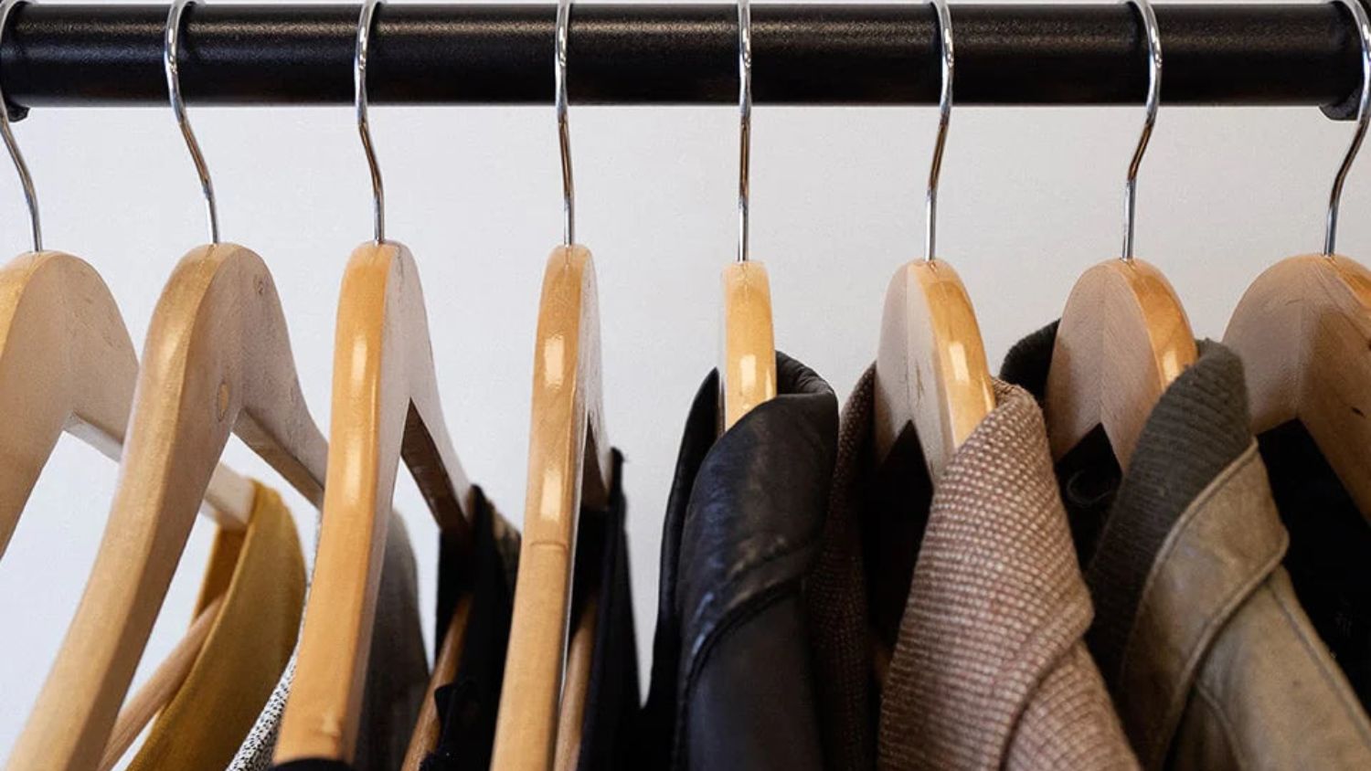 INDUSTRIAL CLOTHING RACK 106(L)X148CM(H)