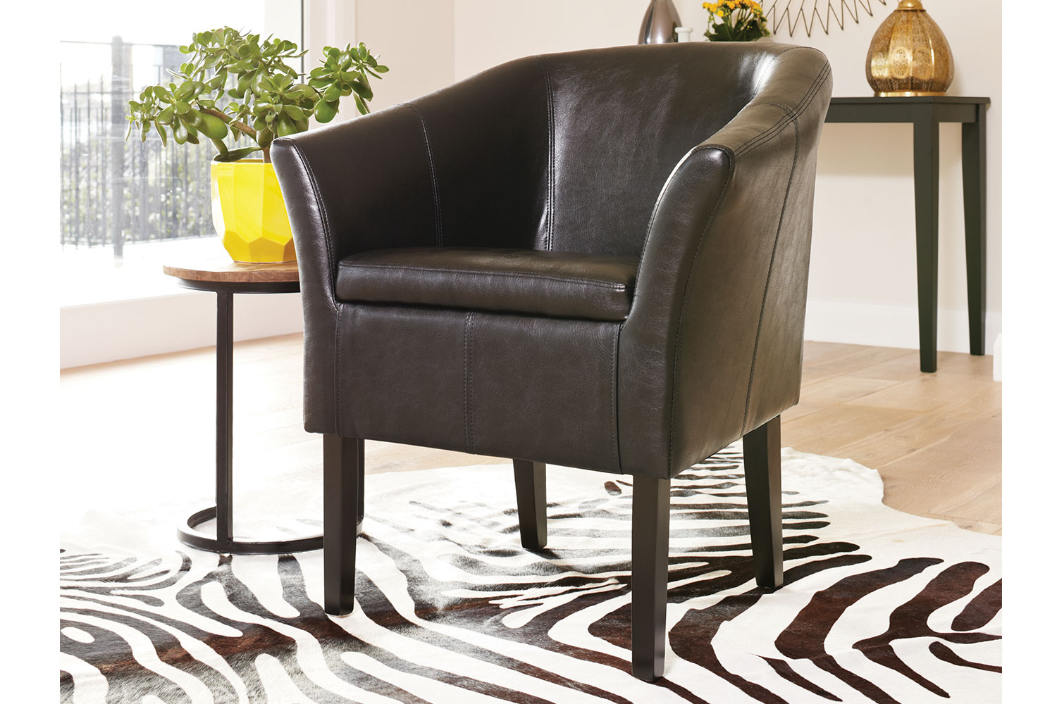Black Aria Tub Chair by Nero Furniture