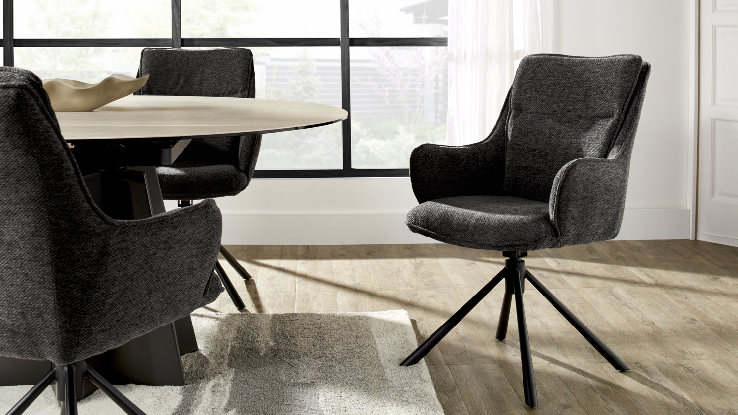 Silica Carver Swivel Dining Chair