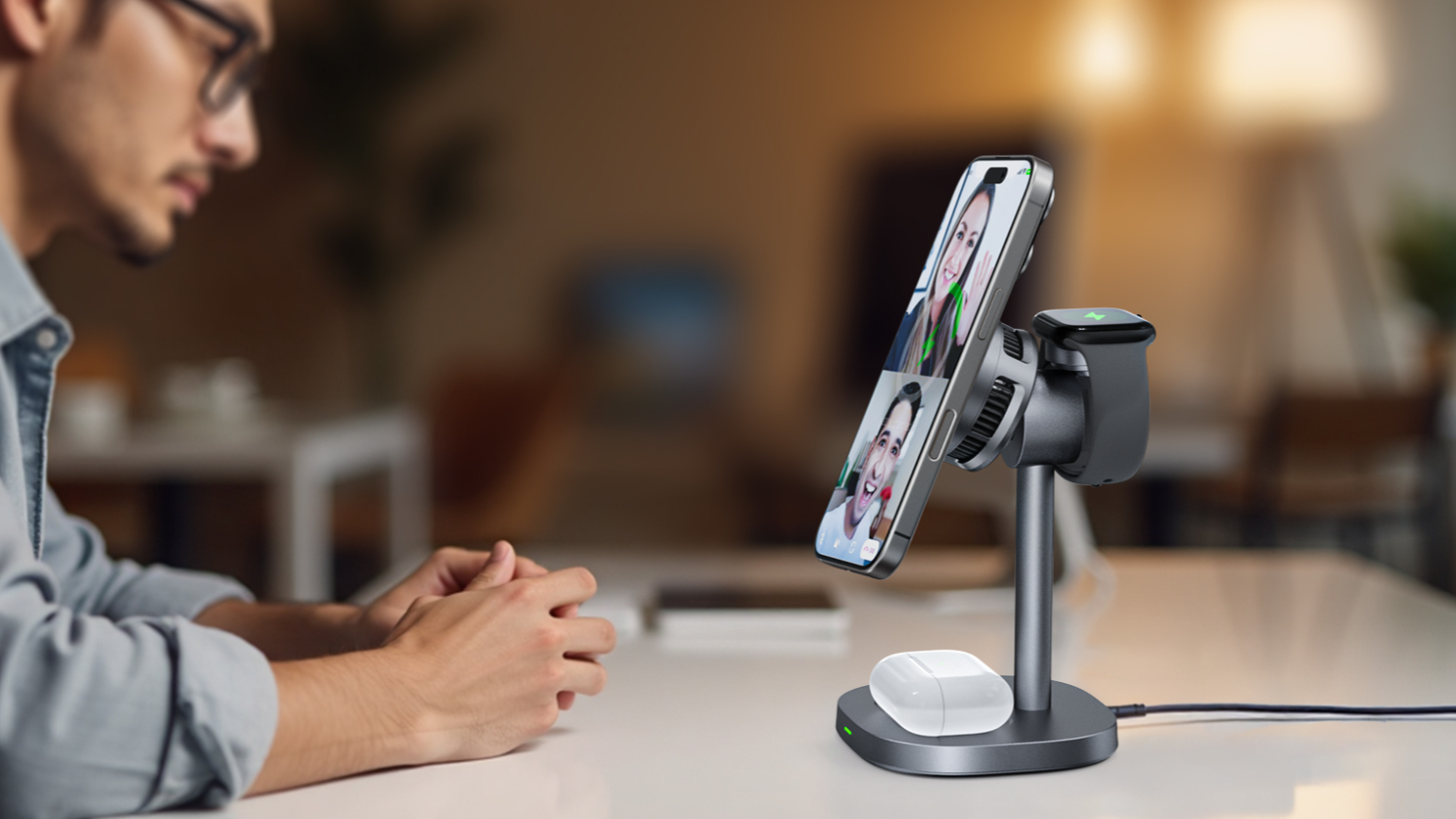 Konic UltraCharge 25W 3-in-1 Magnetic Wireless Charging Station with Qi2 - Silver (KDW31ЕА-В)