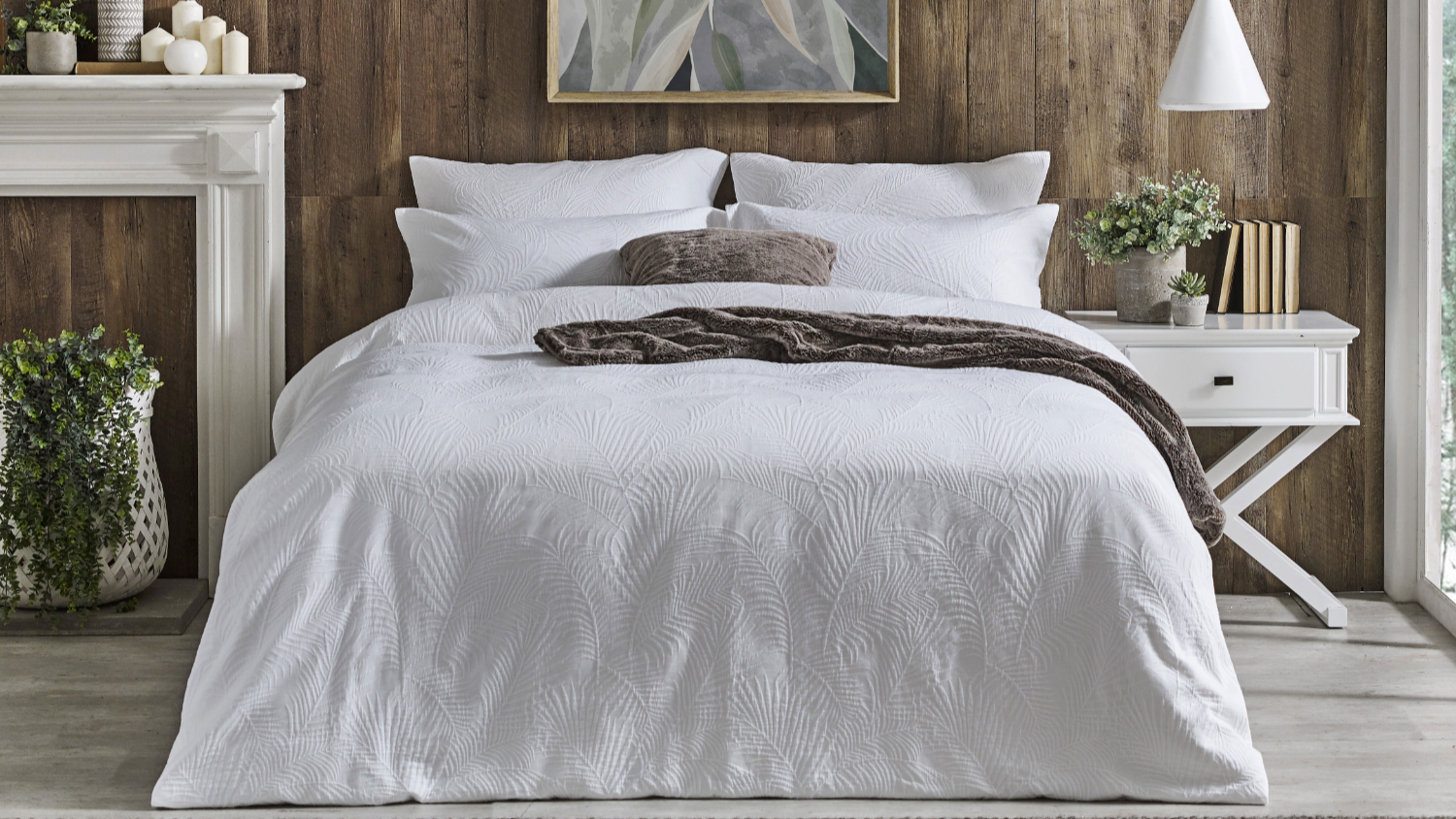 A Gardenia White Duvet Cover Set by L'Avenue