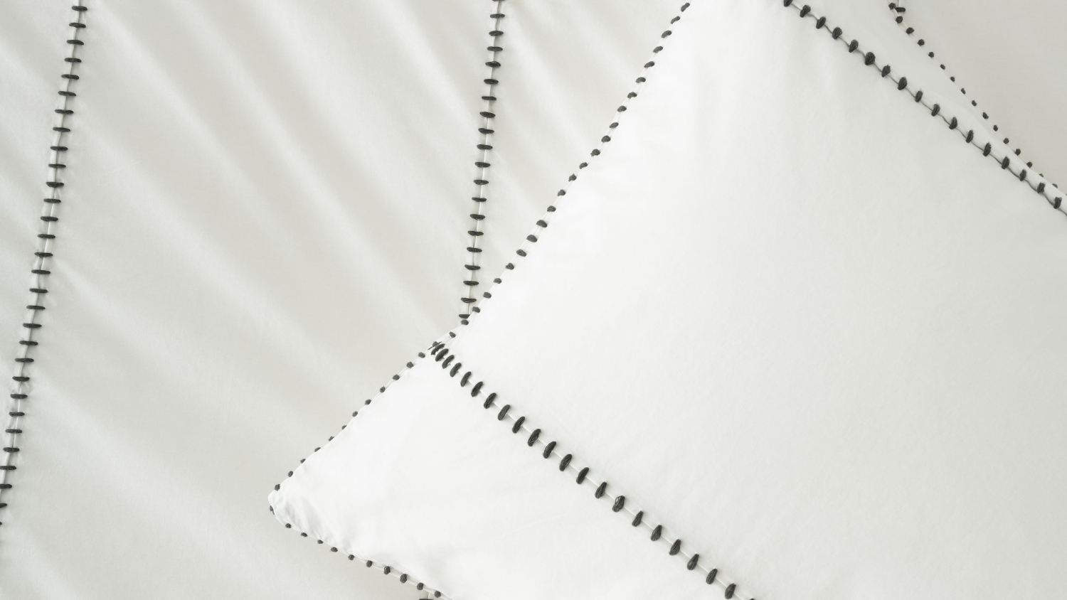 Jerome White Duvet Cover Set by Linen House