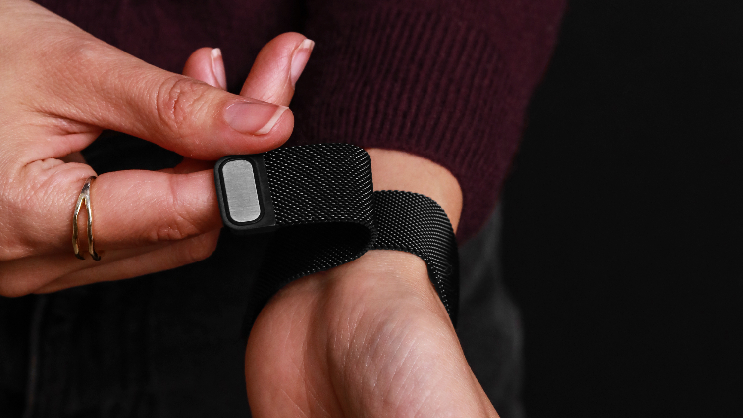 Vonmahlen Milanese Loop 2 for Apple Watch - Black (40-42mm Case)