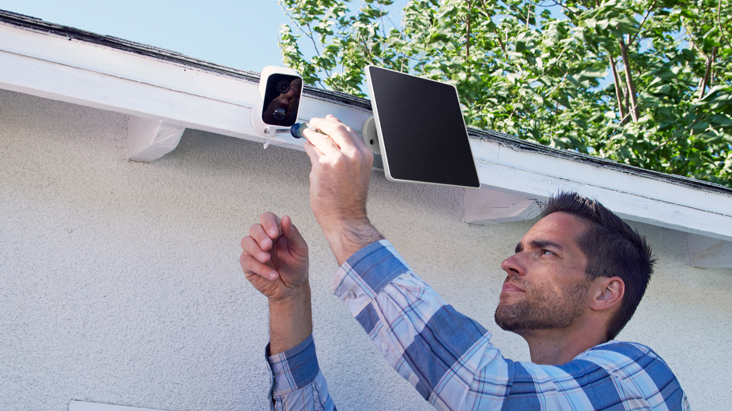 Swann EVO 2K Indoor/Outdoor Wireless Security Camera with Solar Panel - 2 Pack (White)