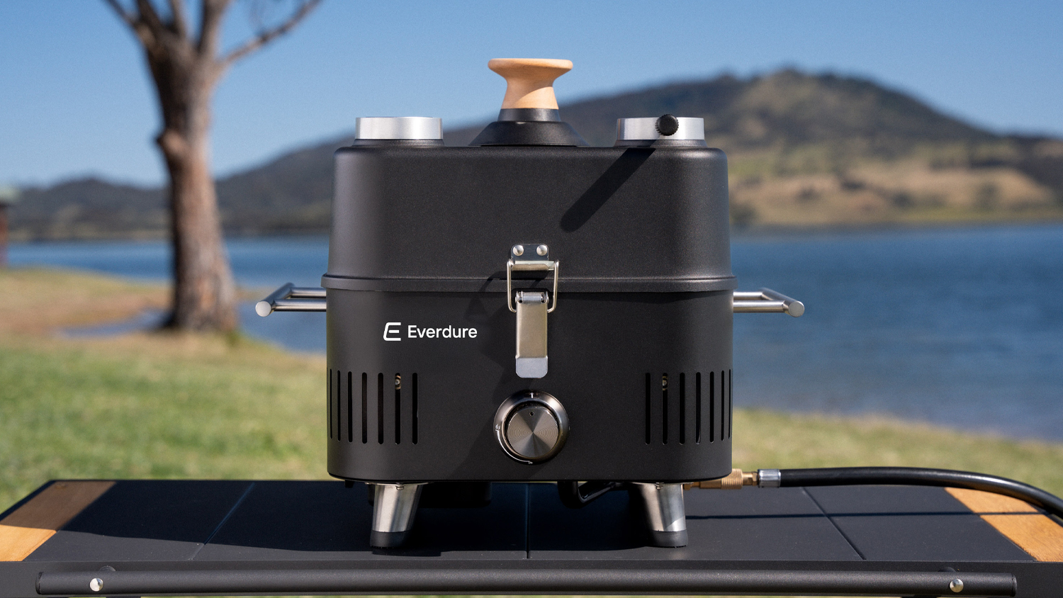 Everdure Cube PROFLAME 360 Portable Gas BBQ in a sleek black colour