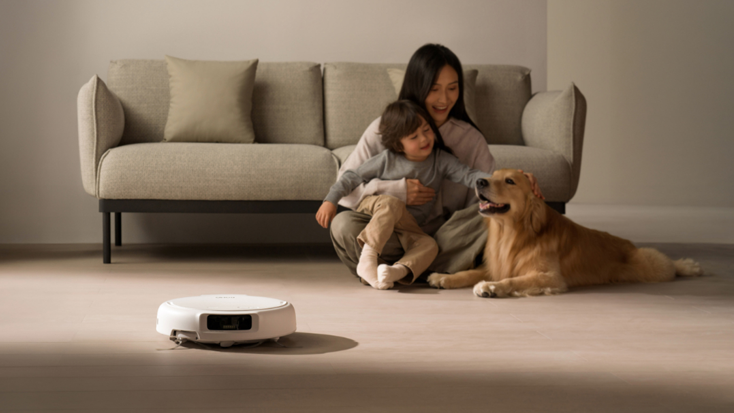 DJI Romo S Robotic Vacuum & Mop with Multifunctional Docking Station - White (190021157323)