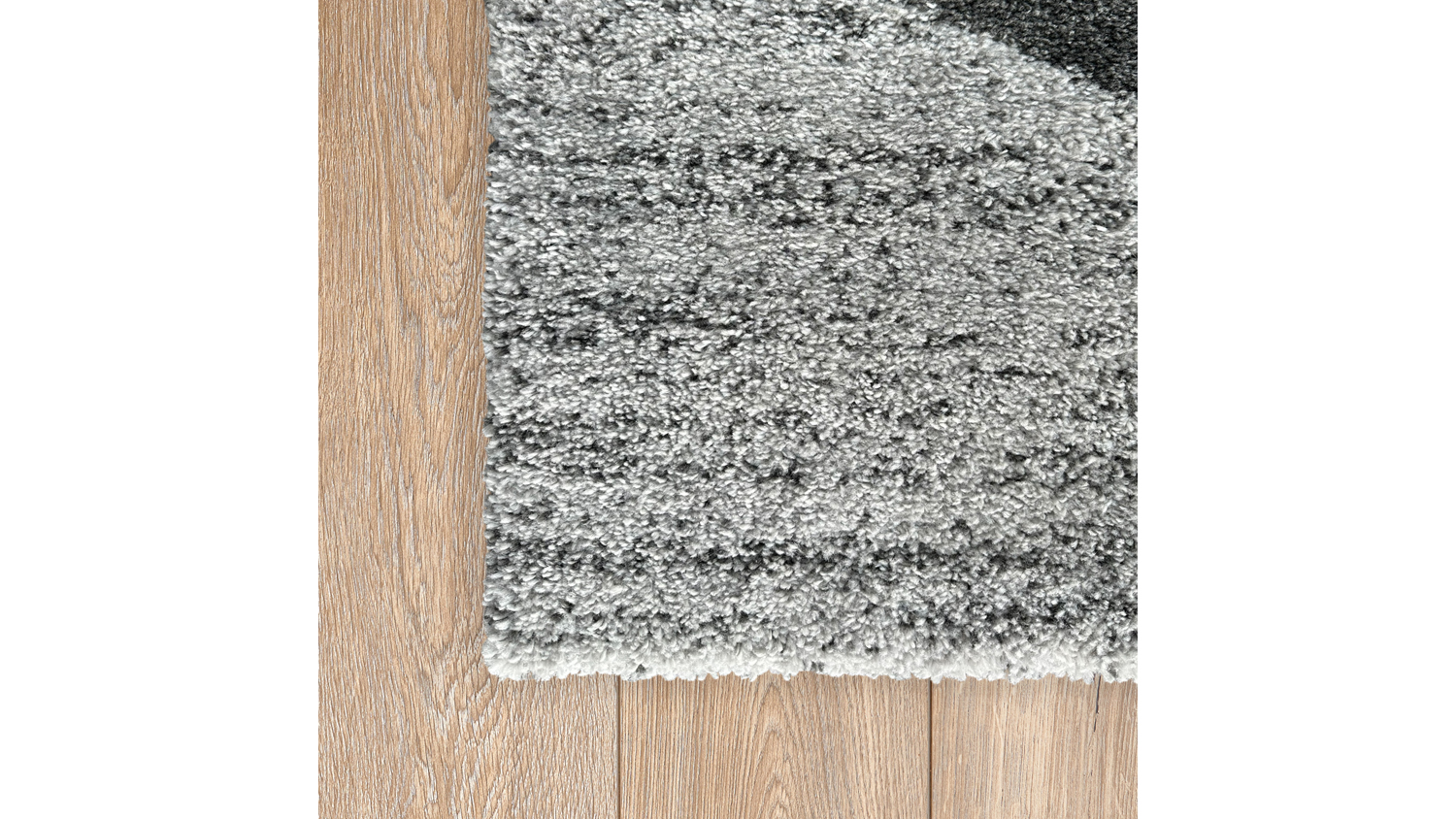 Detail shot of the clean corner edge of the Laine rug