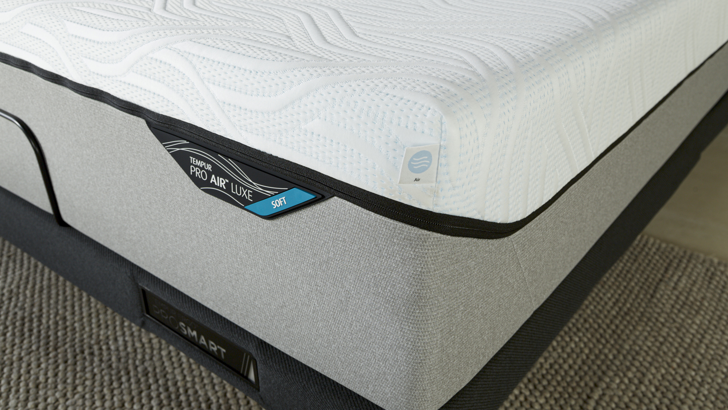 A close up view of the mattress' pro air luxe soft label