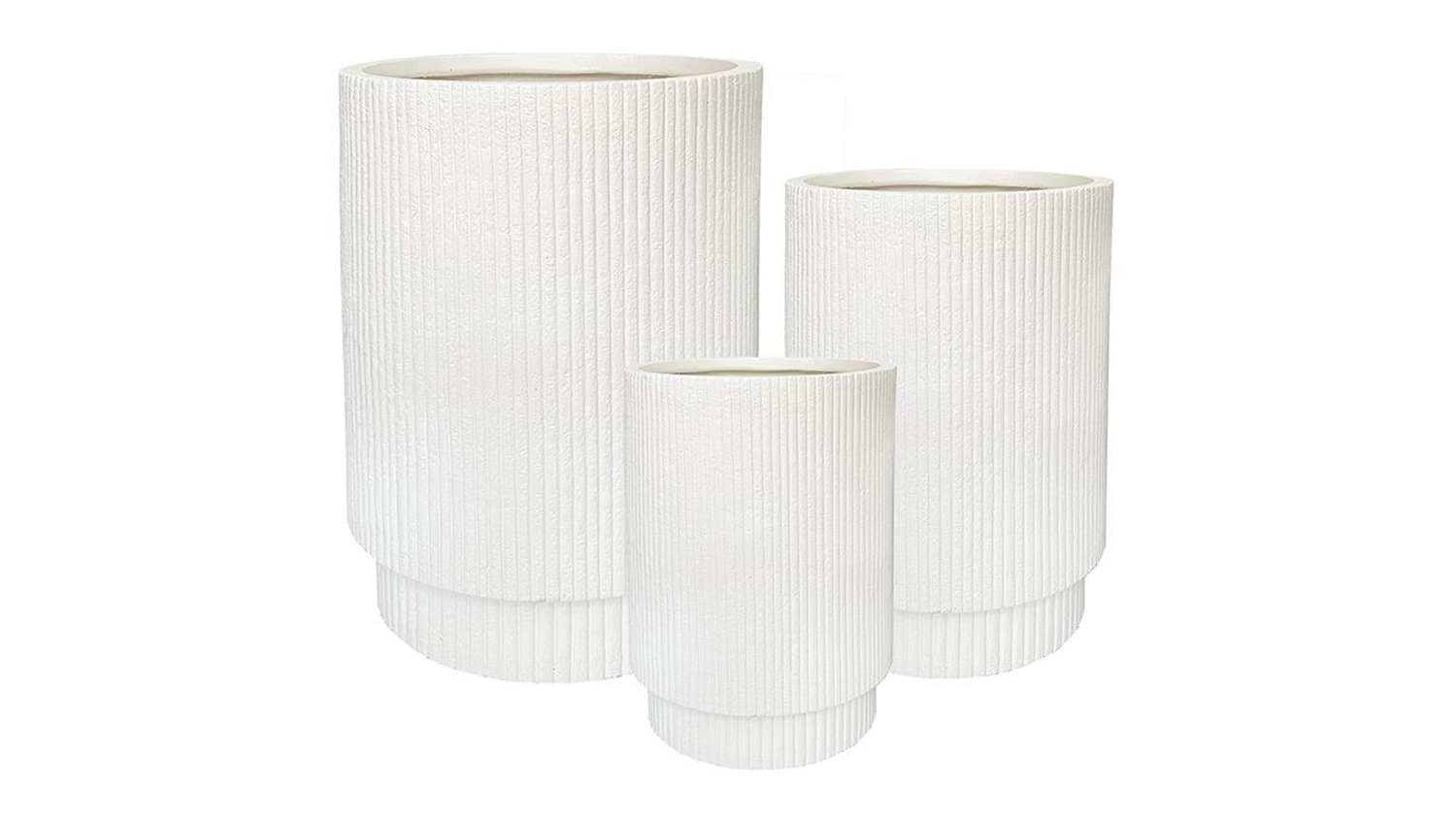 An Alve White MGO Planter Set of 3pcs