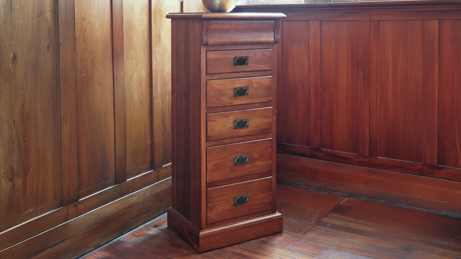 Clevedon 6 Drawer Lingerie Chest