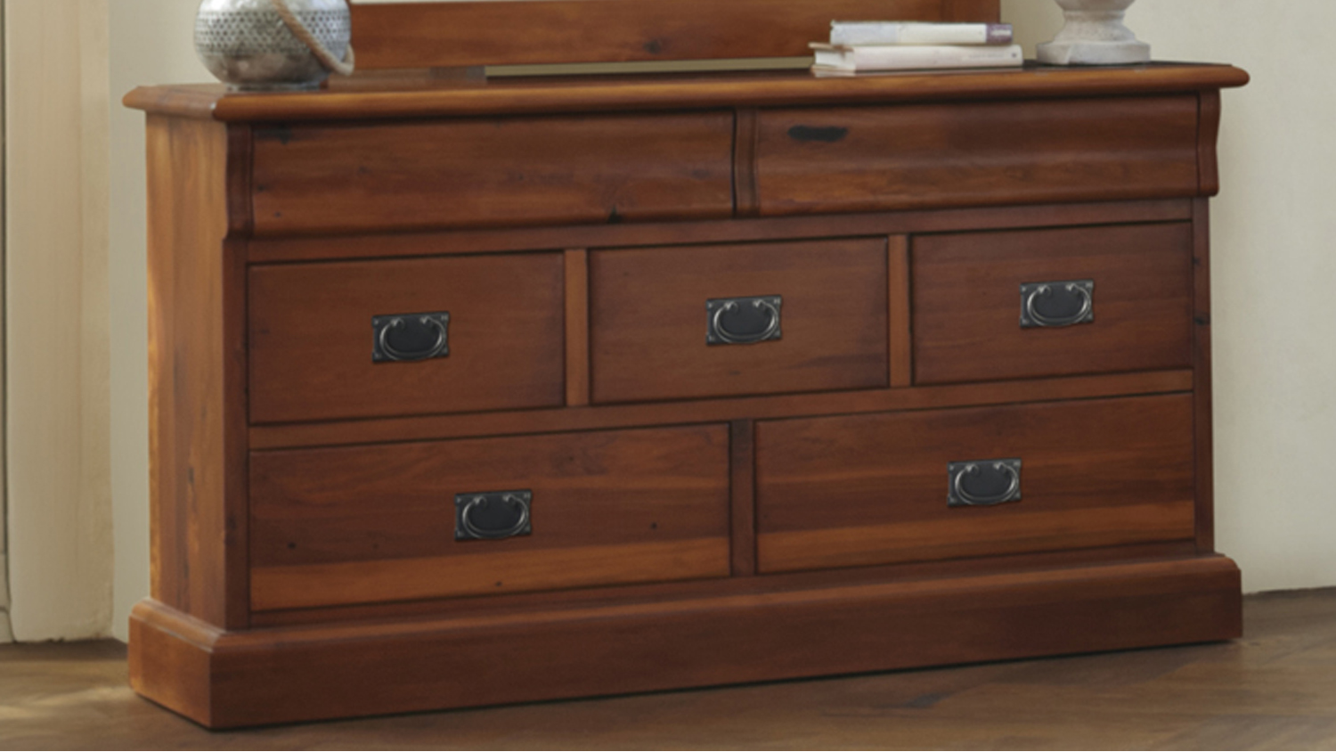 Clevedon 7 Drawer Lowboy