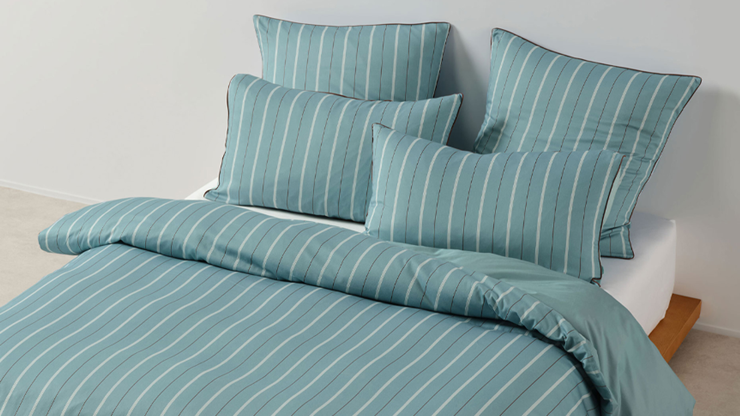 Monday Stripe Reef Duvet Cover Set by Linen House