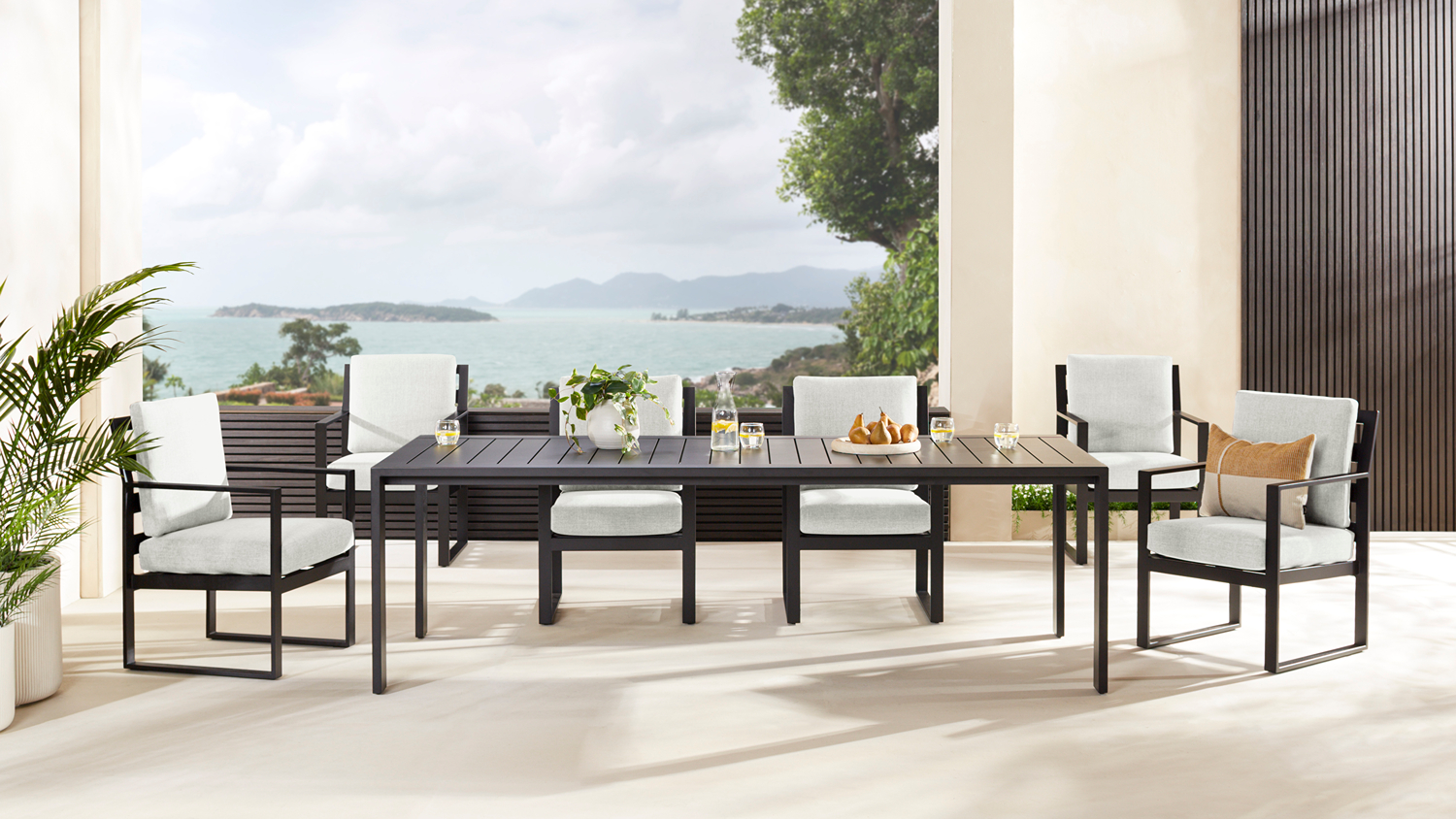 Atlas 7 Piece Outdoor Dining Suite