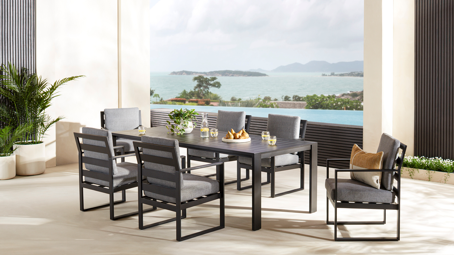 Outdoor scene featuring the Monaco 7 Piece Dining Suite