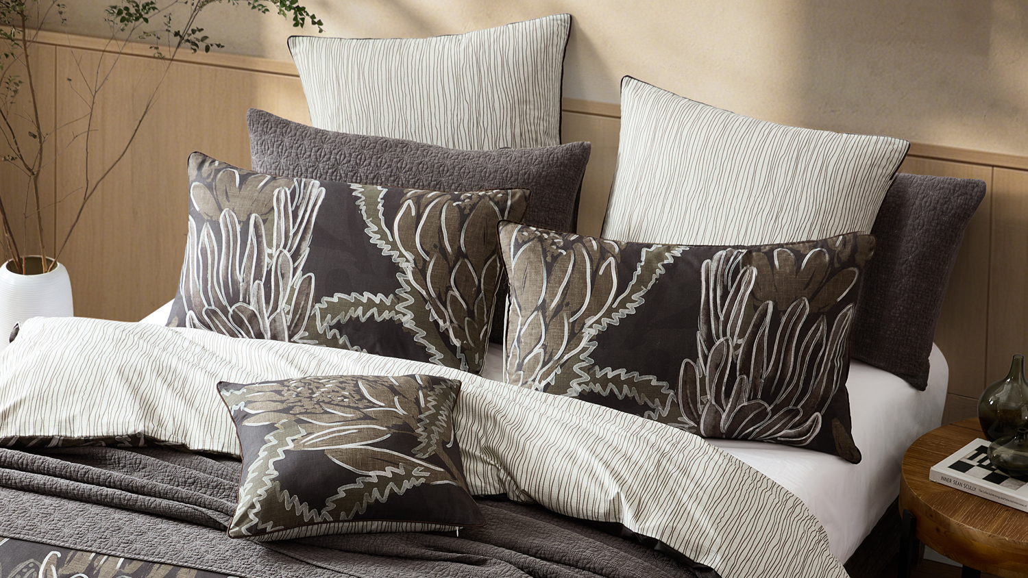Kalina Chocolate Duvet Cover Set by Logan & Mason