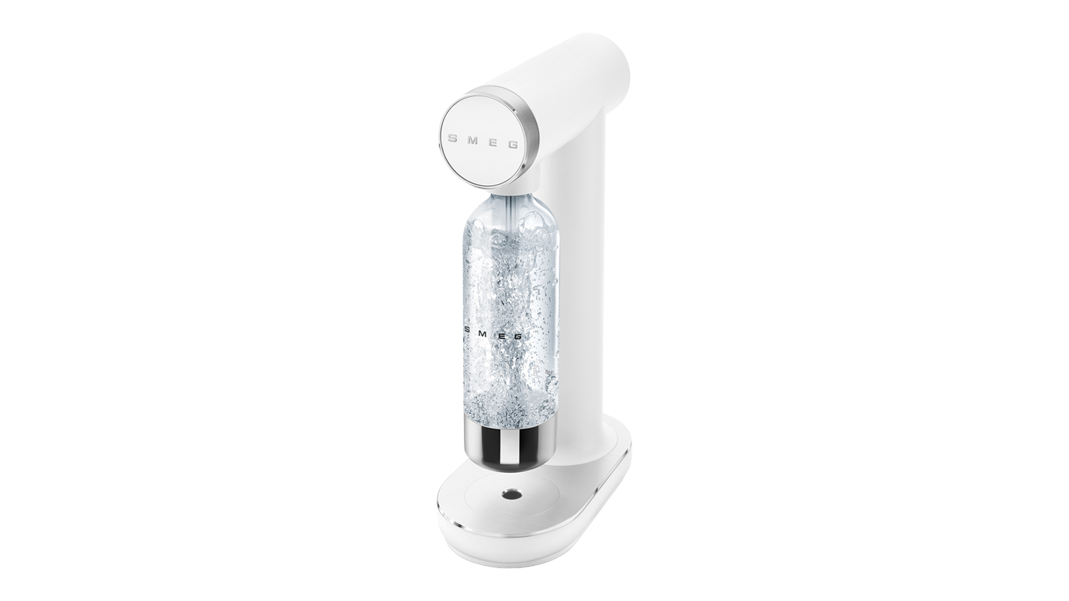 Front three-quarter studio view of the Smeg Sparkling Water Maker in matte white