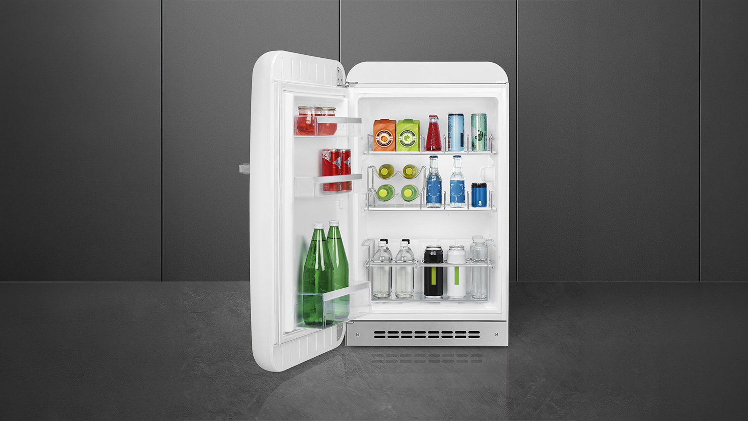 Lifestyle view of the unit filled with groceries