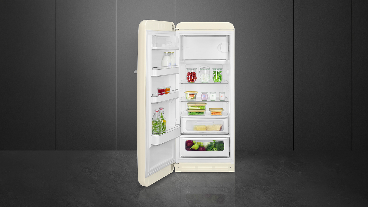 Lifestyle view of the unit