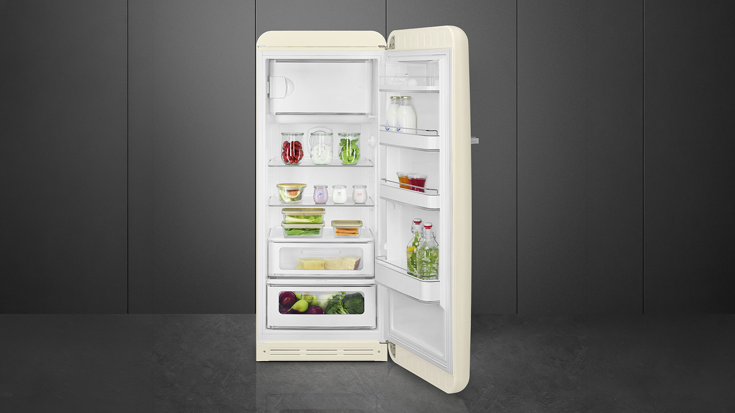 Lifestyle view of the unit