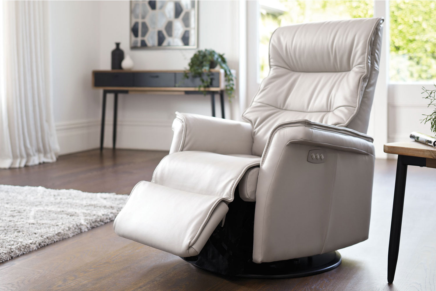Chelsea Compact Leather Relaxer Chair by IMG | Harvey Norman New Zealand