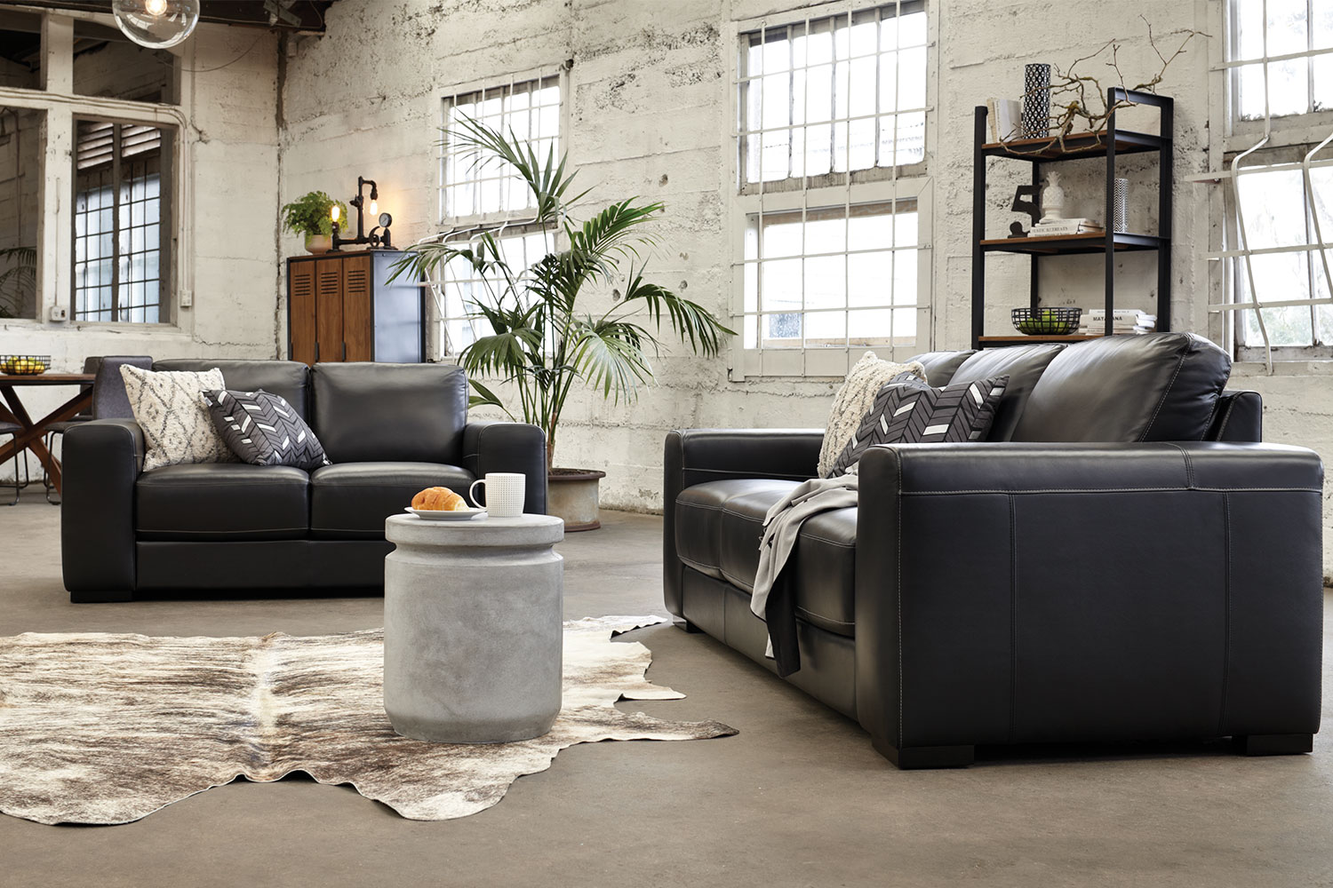 Zeus 2 Piece Leather Lounge Suite