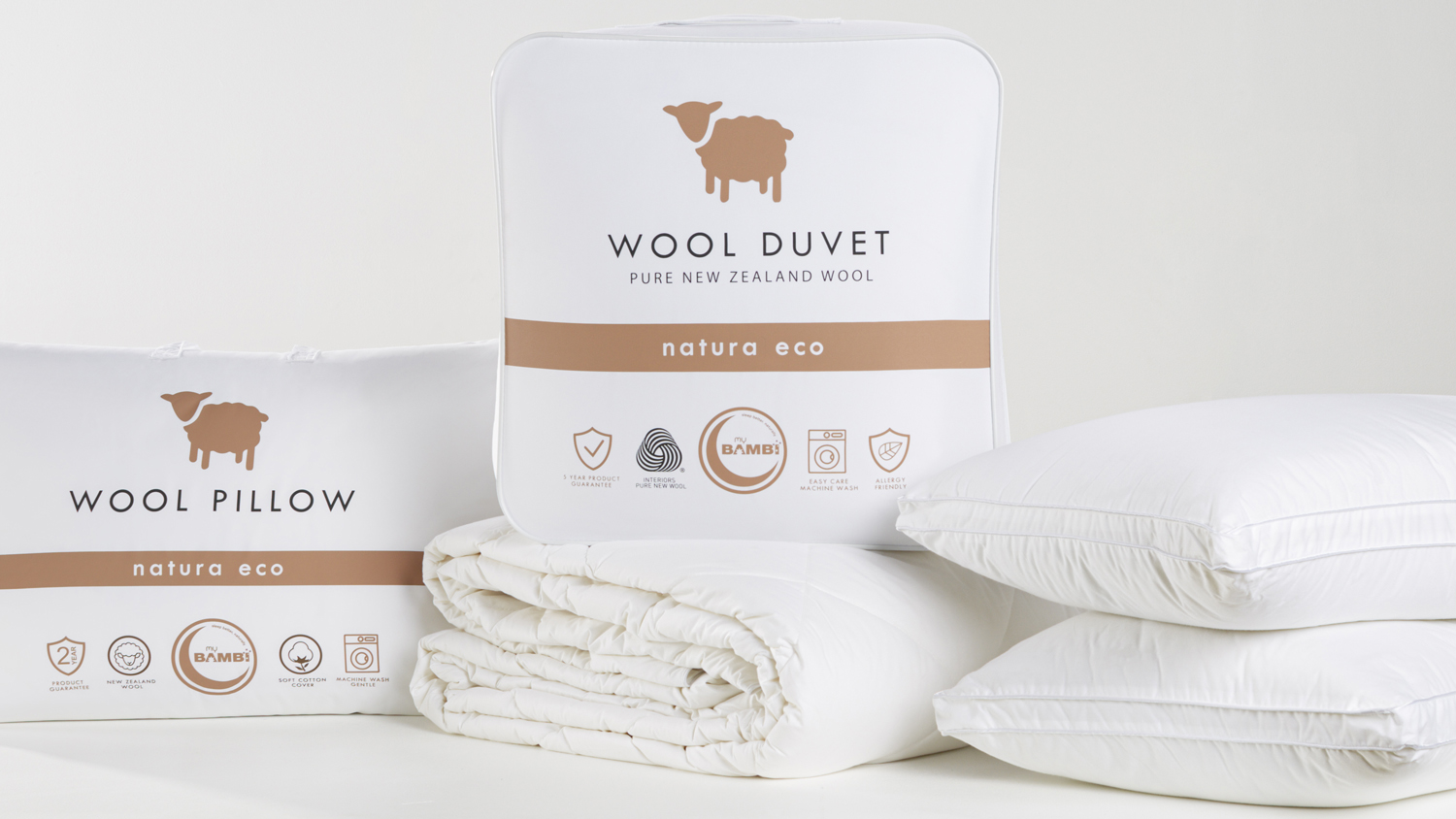 Natura Eco NZ Wool 350gsm Duvet Inner with Mid Profile Natura Eco Medium Wool Pillows by Bambi