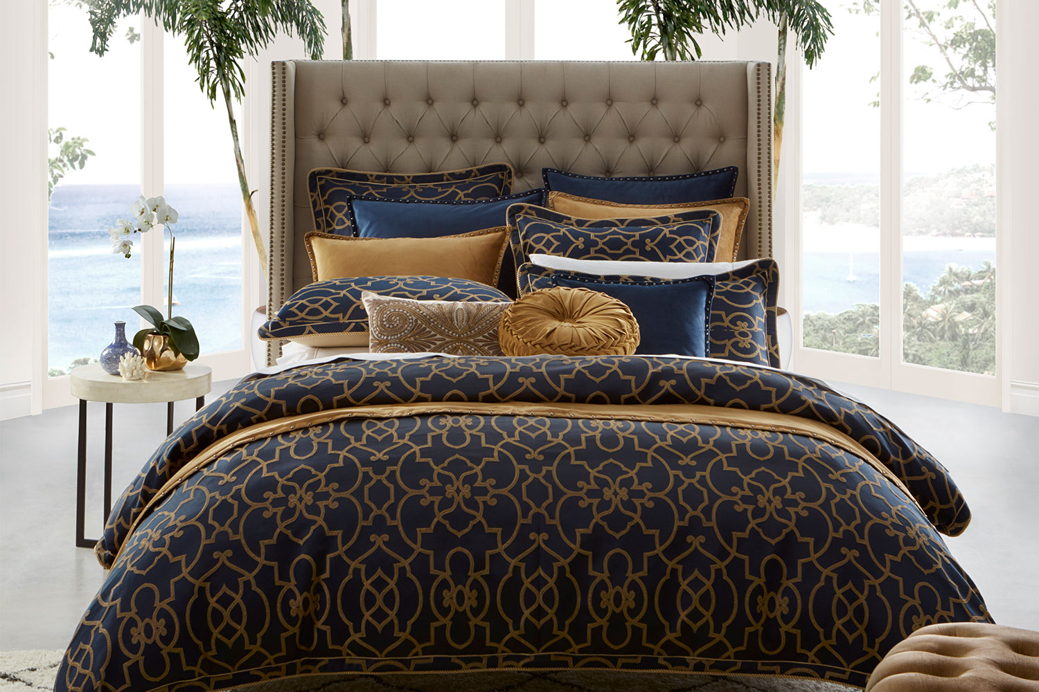 Istanbul Navy Duvet Set by Da Vinci