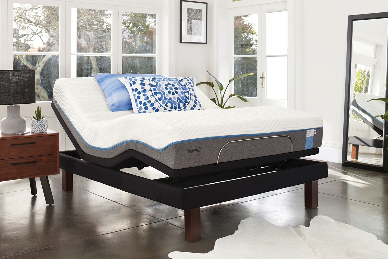 Nova Elite Long Single Mattress with Platinum Adjustable Base by Tempur
