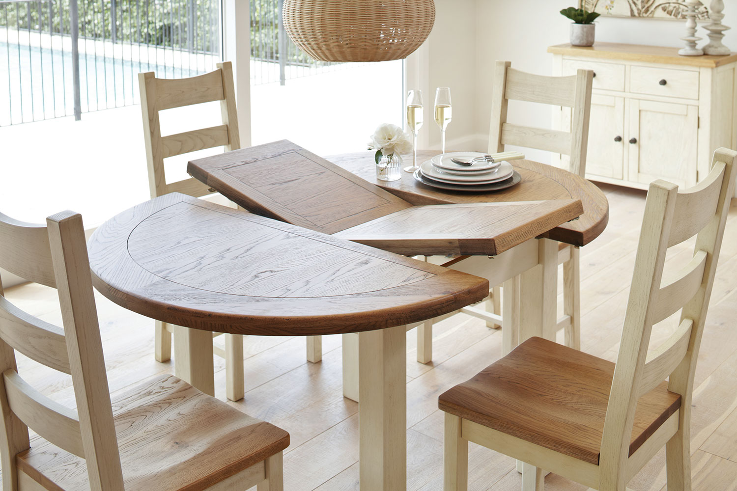 Mansfield 5 Piece Extension Dining Suite by Debonaire Furniture